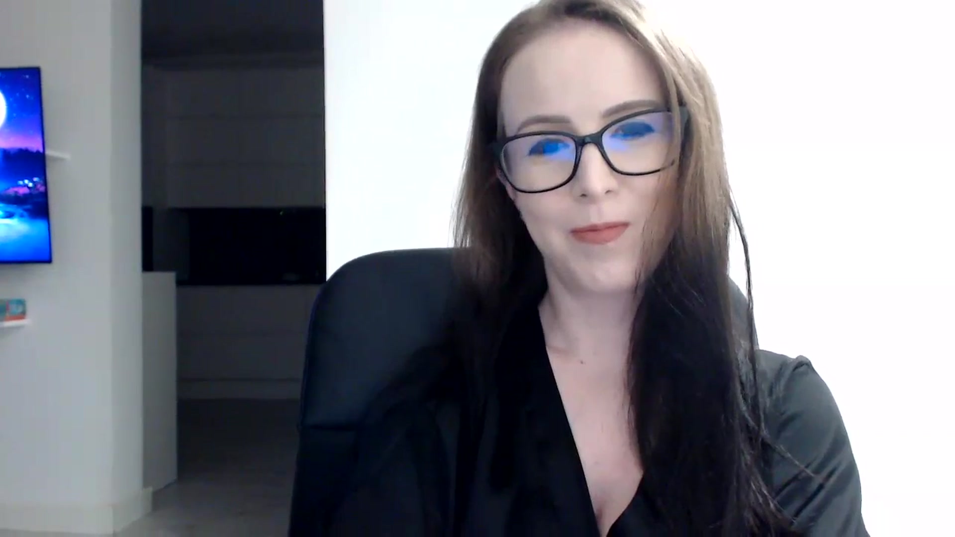 Gallery image thumbnail from Alexys23's myfreecams stream on, 05/26/2024, 01:12 image 5 of 20