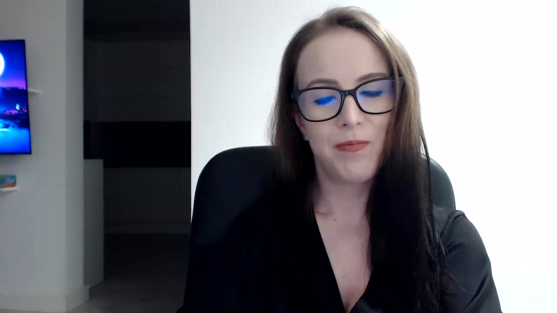 Gallery image thumbnail from Alexys23's myfreecams stream on, 05/26/2024, 01:12 image 8 of 20