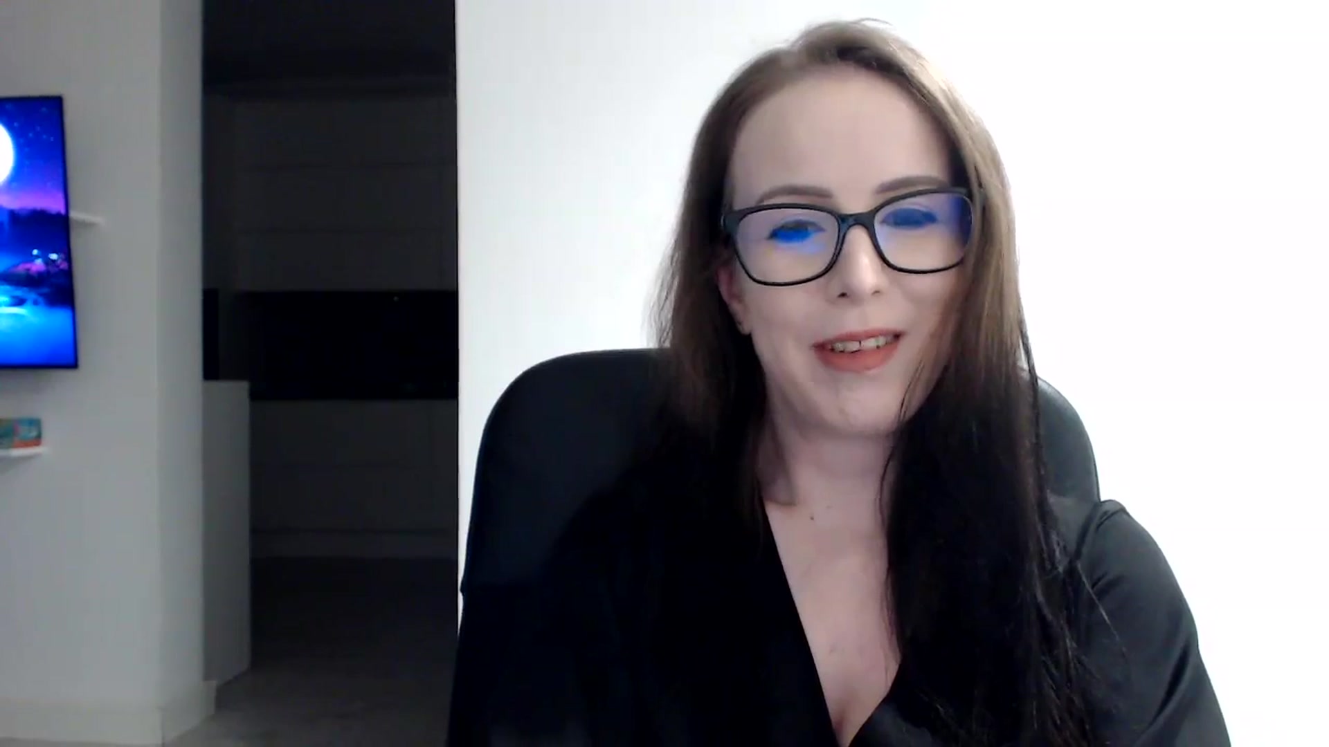 Gallery image thumbnail from Alexys23's myfreecams stream on, 05/26/2024, 01:12 image 10 of 20