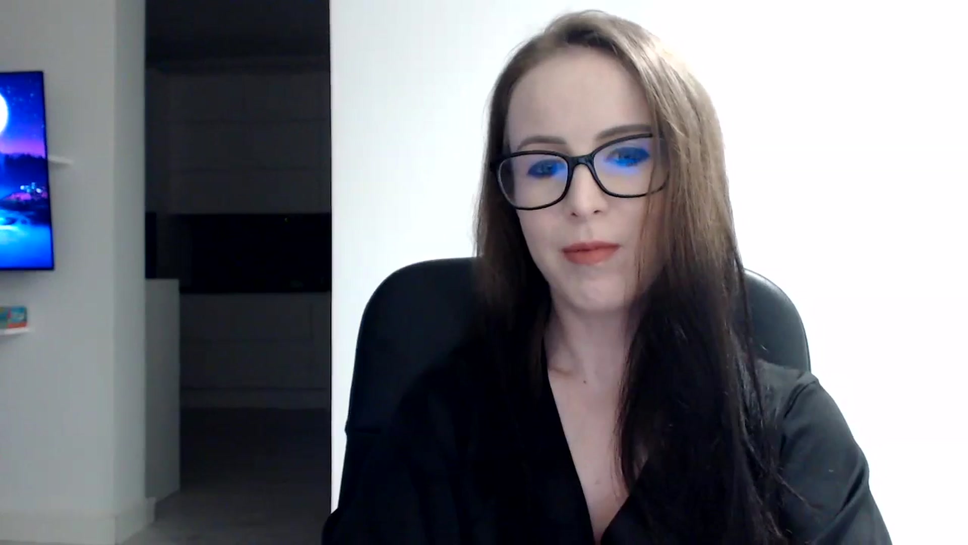 Gallery image thumbnail from Alexys23's myfreecams stream on, 05/26/2024, 01:12 image 7 of 20