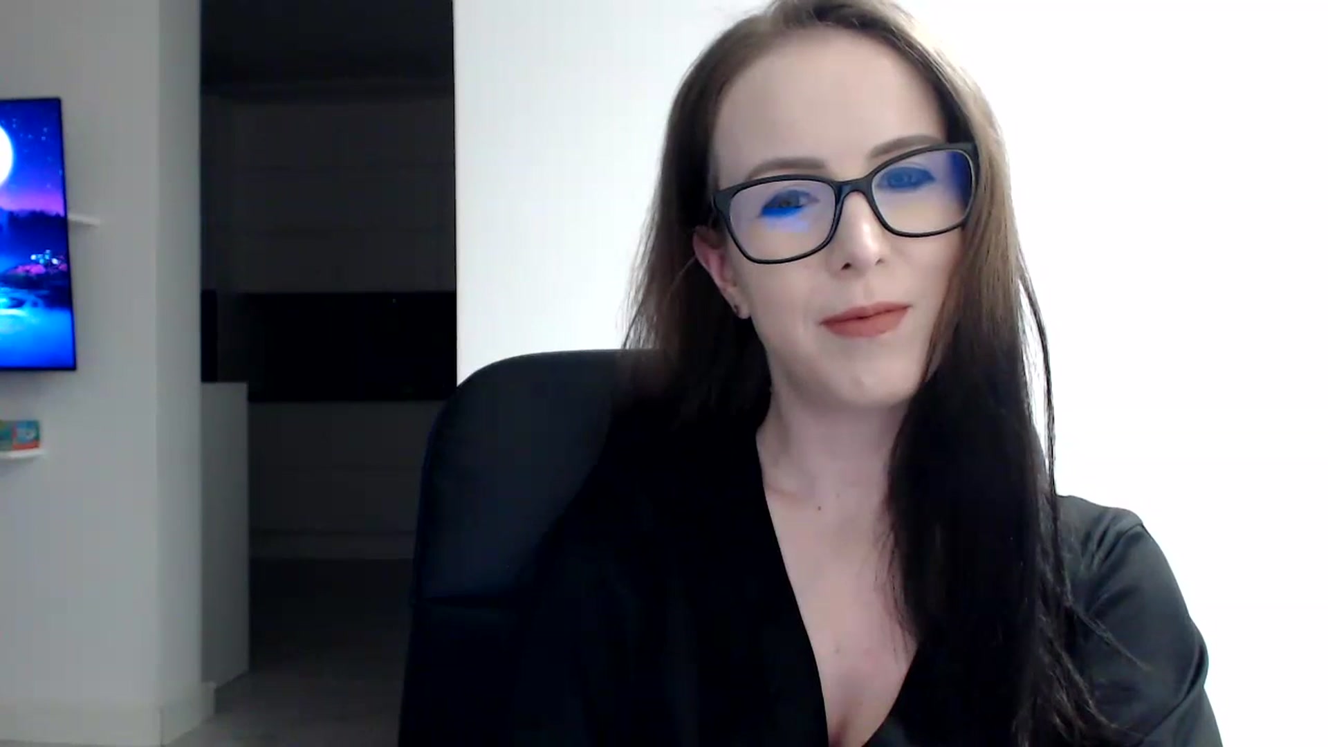 Gallery image thumbnail from Alexys23's myfreecams stream on, 05/26/2024, 01:12 image 3 of 20