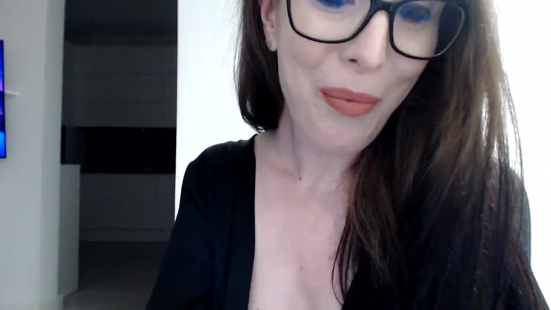 Gallery image thumbnail from Alexys23's myfreecams stream on, 05/26/2024, 03:07 image 14 of 20