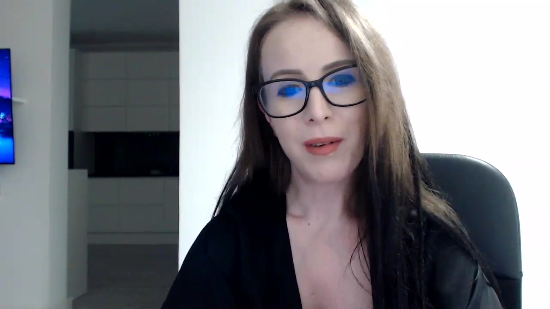 Gallery image thumbnail from Alexys23's myfreecams stream on, 05/26/2024, 04:38 image 5 of 20