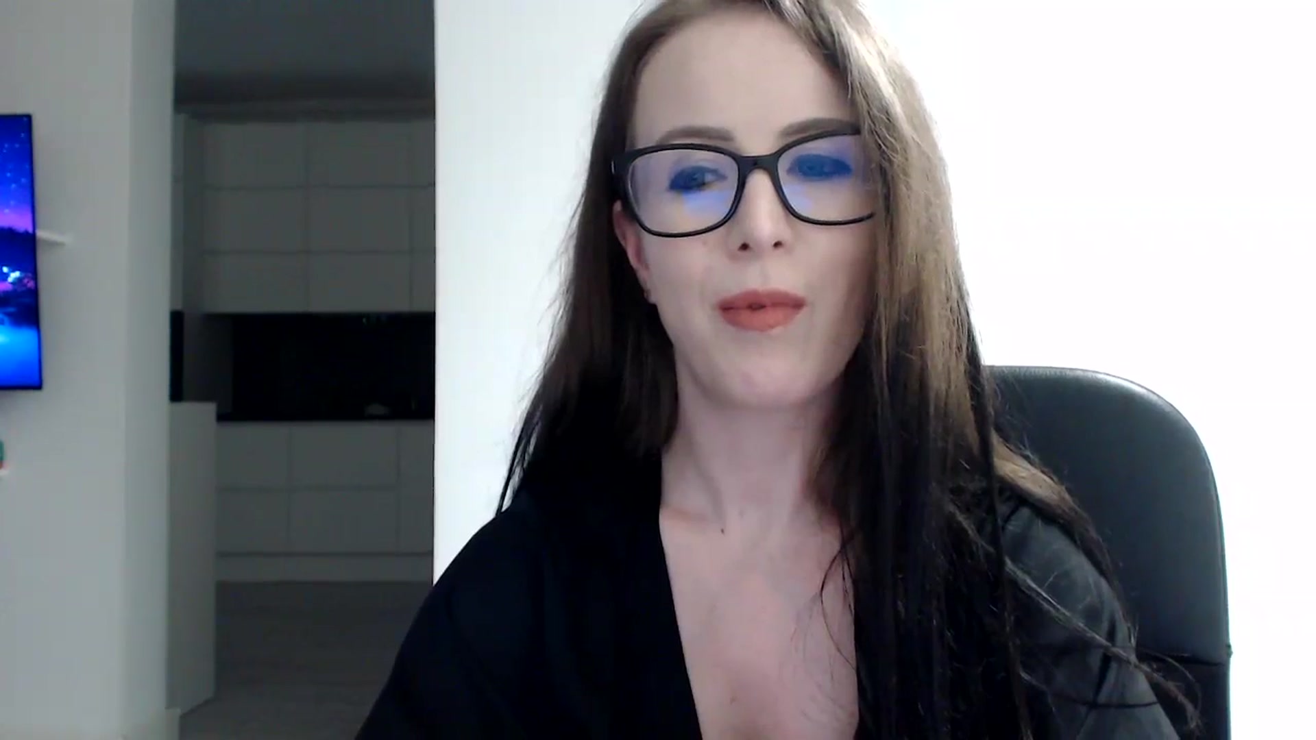 Gallery image thumbnail from Alexys23's myfreecams stream on, 05/26/2024, 04:38 image 4 of 20