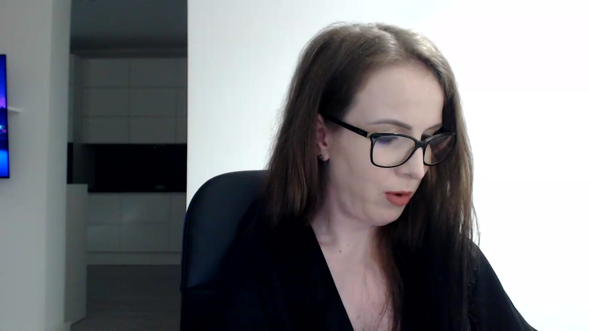 Gallery image thumbnail from Alexys23's myfreecams stream on, 05/26/2024, 04:38 image 16 of 20