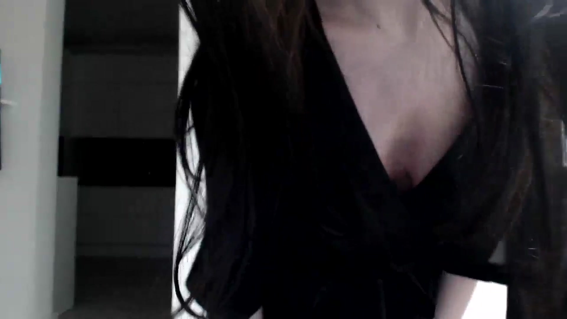 Gallery image thumbnail from Alexys23's myfreecams stream on, 05/27/2024, 02:23 image 7 of 20
