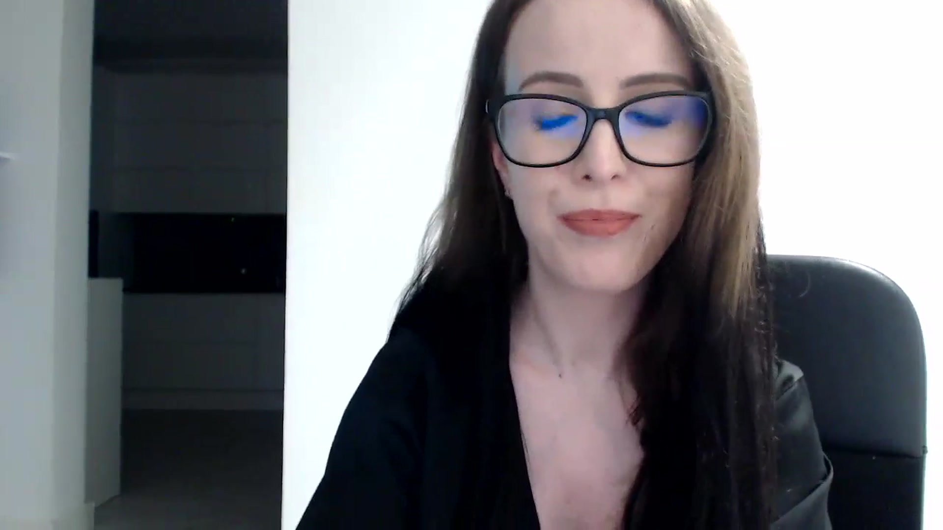 Gallery image thumbnail from Alexys23's myfreecams stream on, 05/27/2024, 03:16 image 5 of 20