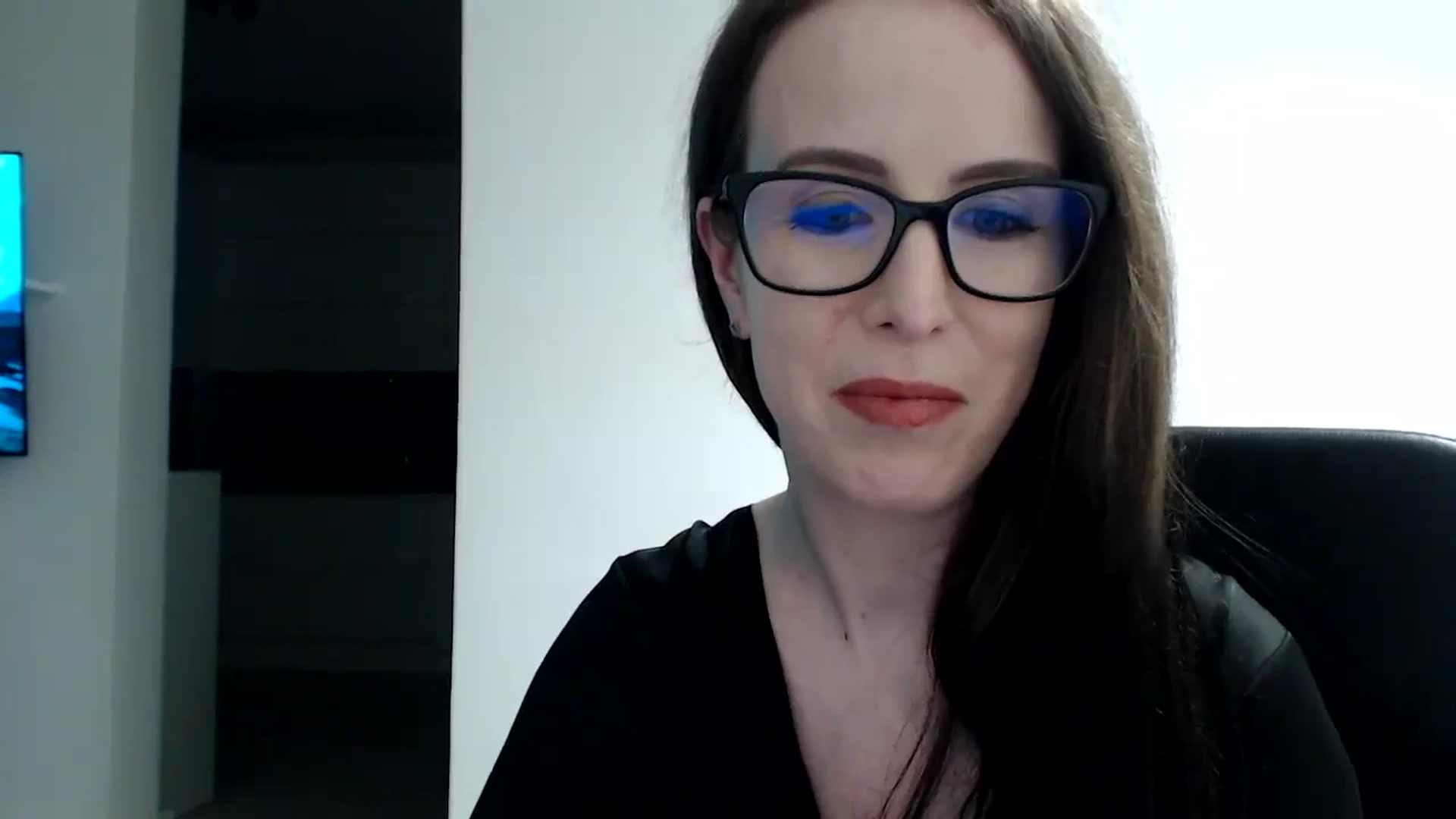 Gallery image thumbnail from Alexys23's myfreecams stream on, 05/27/2024, 03:16 image 17 of 20