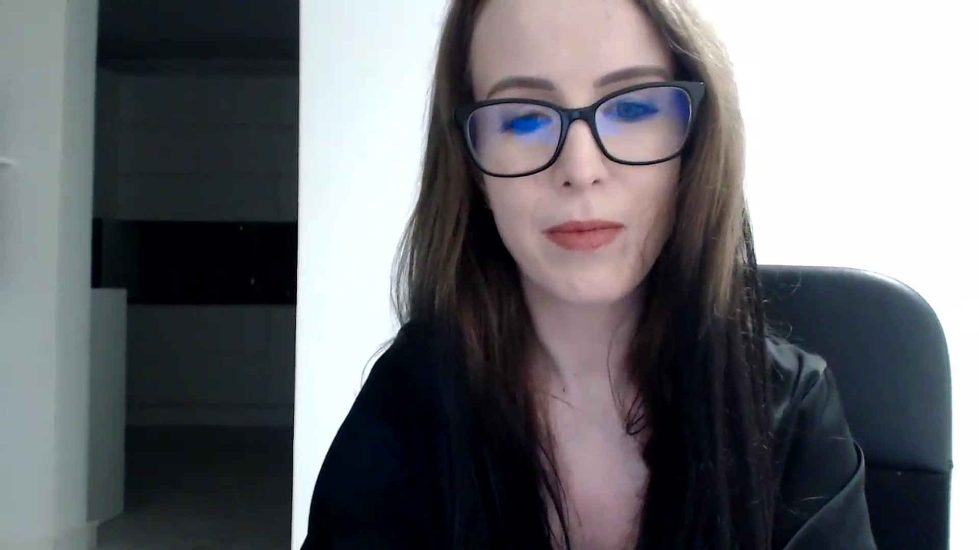 Gallery image thumbnail from Alexys23's myfreecams stream on, 05/27/2024, 03:16 image 4 of 20