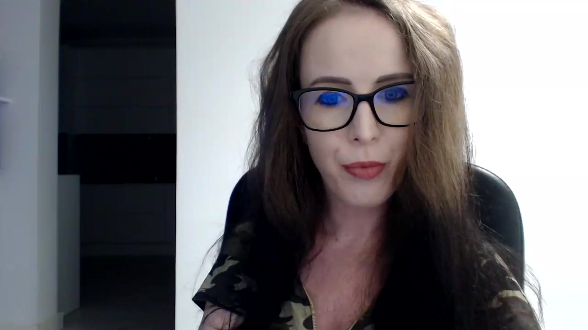 Gallery image thumbnail from Alexys23's myfreecams stream on, 07/21/2024, 03:06 image 1 of 20