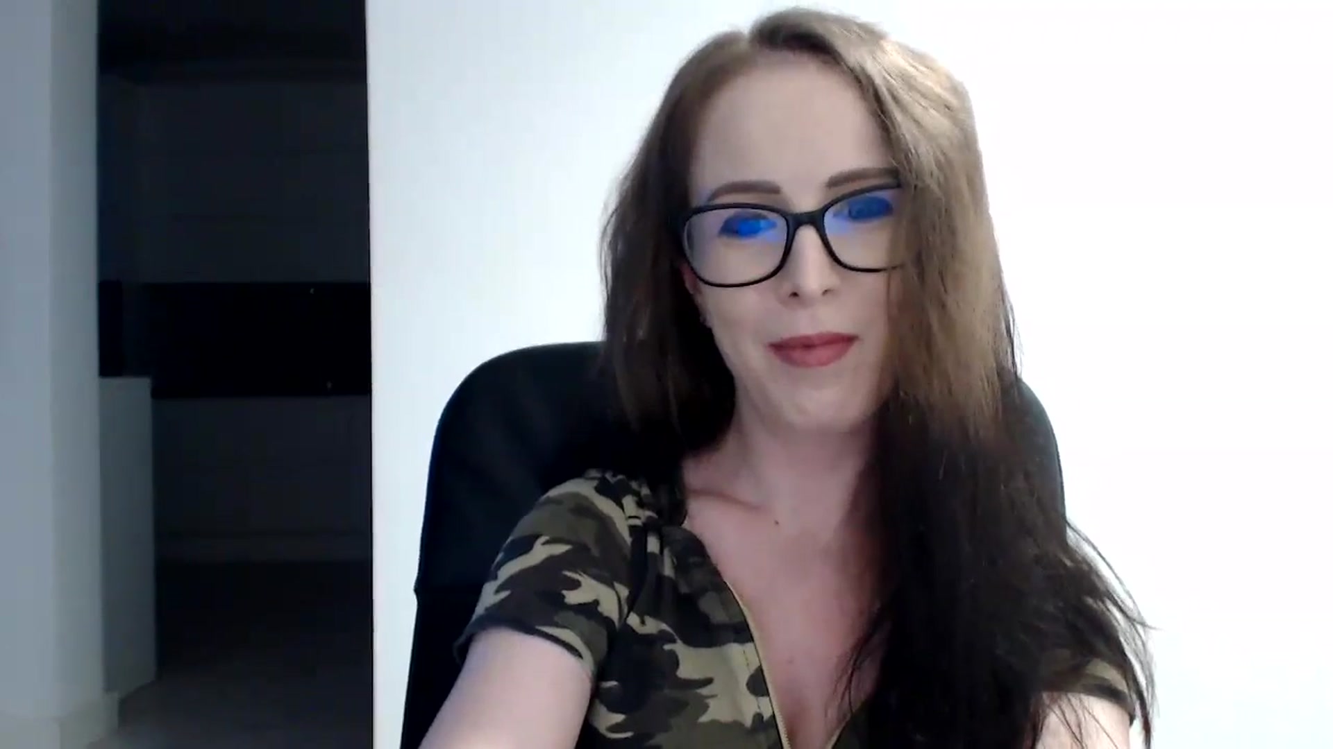 Gallery image thumbnail from Alexys23's myfreecams stream on, 07/21/2024, 03:06 image 13 of 20