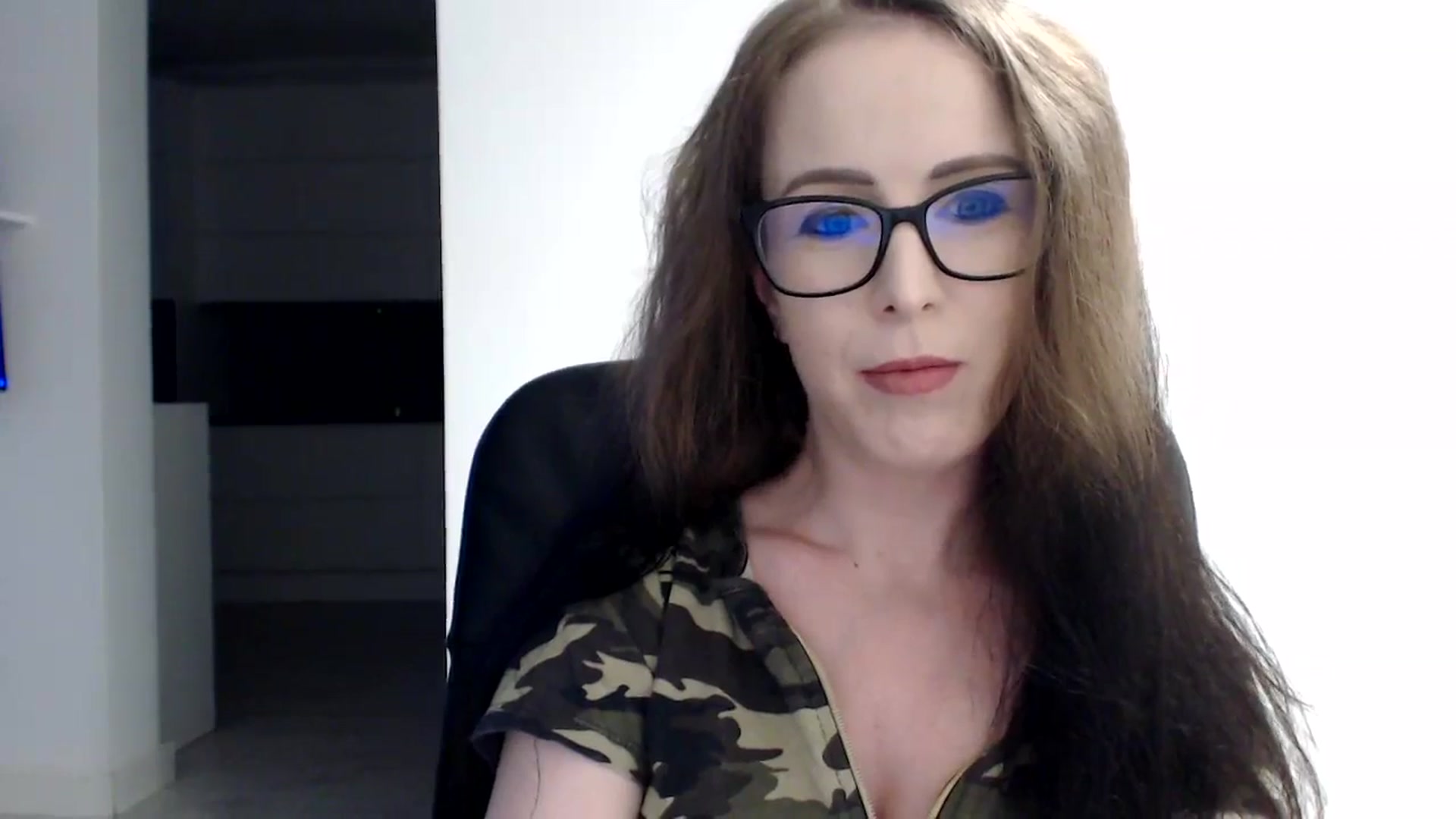 Gallery image thumbnail from Alexys23's myfreecams stream on, 07/21/2024, 03:06 image 3 of 20