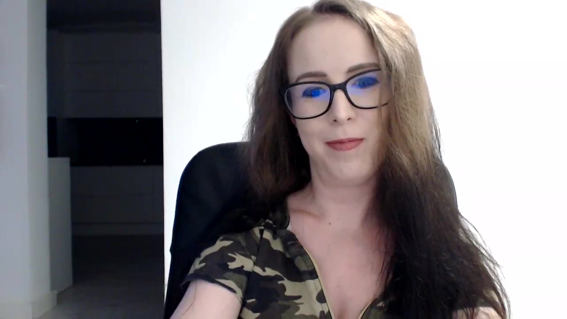 Gallery image thumbnail from Alexys23's myfreecams stream on, 07/21/2024, 03:06 image 4 of 20