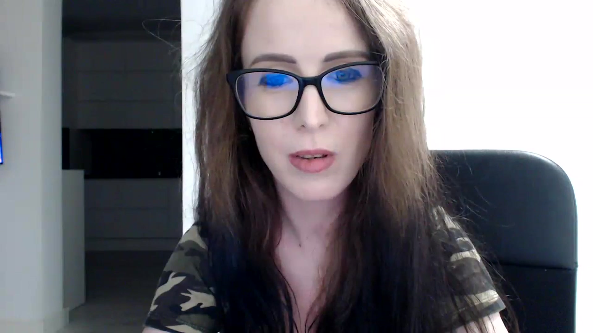 Gallery image thumbnail from Alexys23's myfreecams stream on, 07/21/2024, 05:31 image 8 of 20