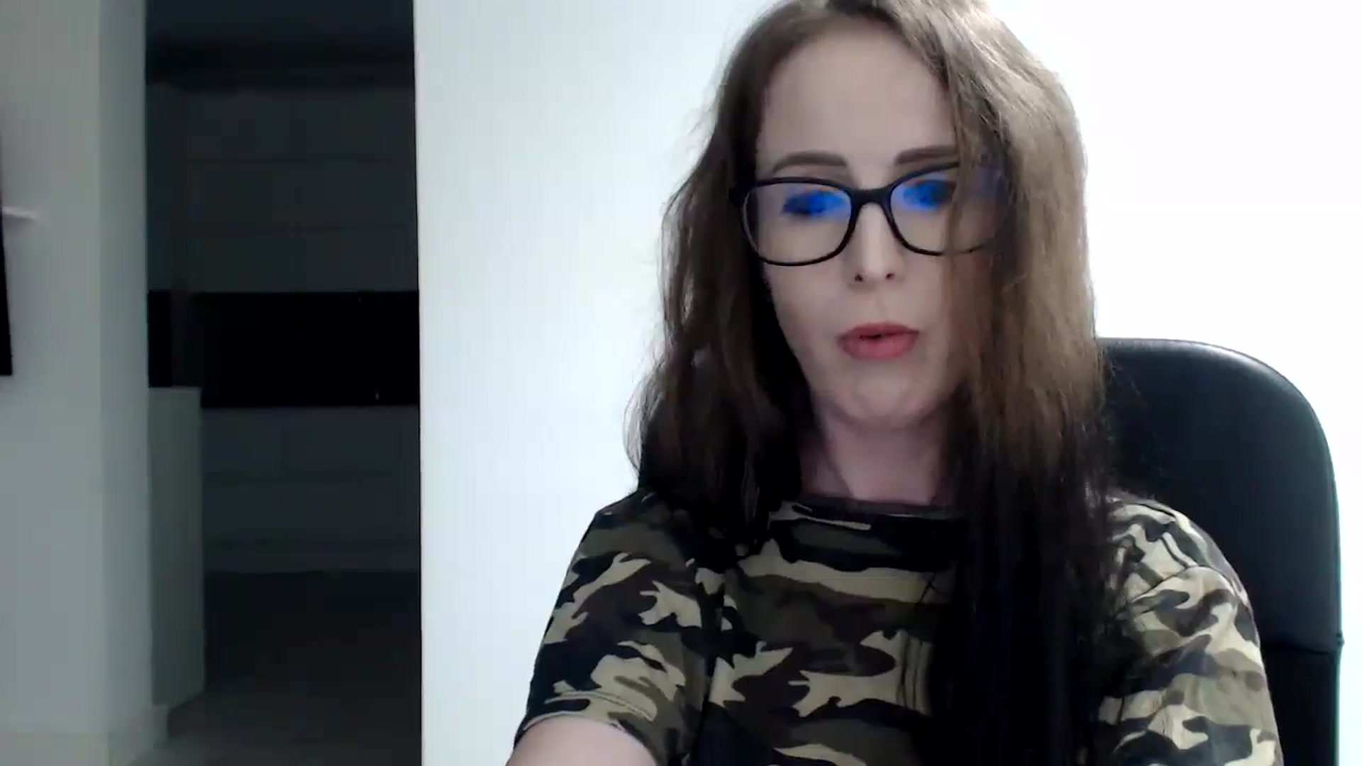 Gallery image thumbnail from Alexys23's myfreecams stream on, 07/21/2024, 05:59 image 3 of 20