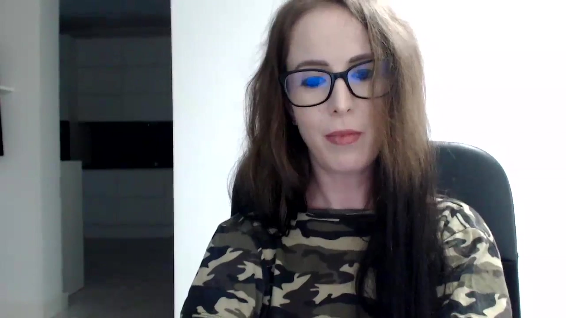 Gallery image thumbnail from Alexys23's myfreecams stream on, 07/21/2024, 05:59 image 6 of 20