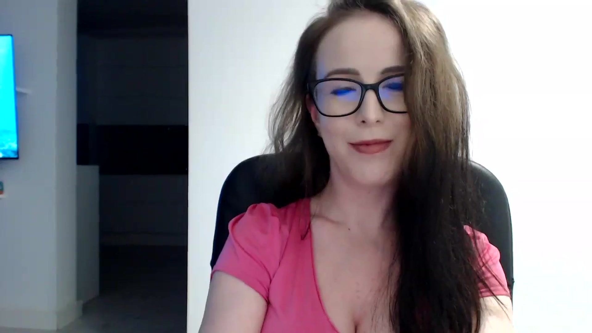 Gallery image thumbnail from Alexys23's myfreecams stream on, 07/28/2024, 24:51 image 17 of 20