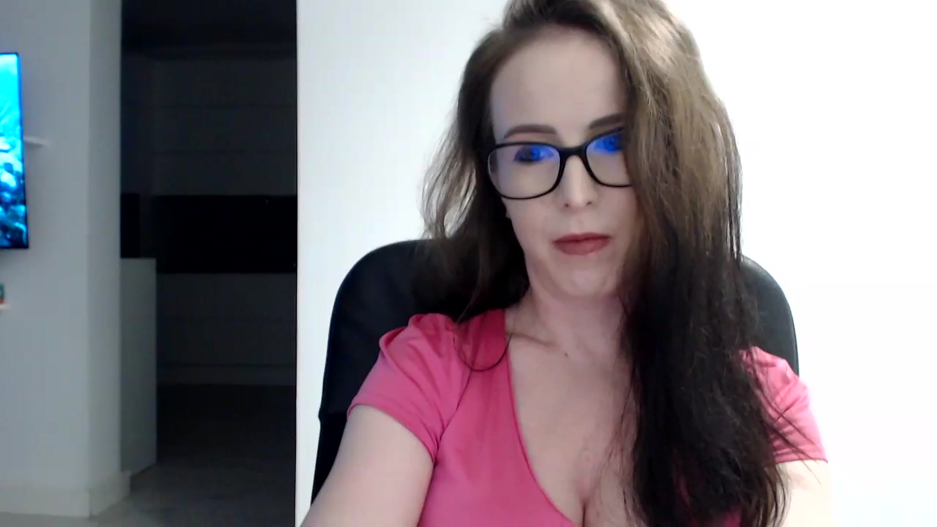 Gallery image thumbnail from Alexys23's myfreecams stream on, 07/28/2024, 24:51 image 5 of 20