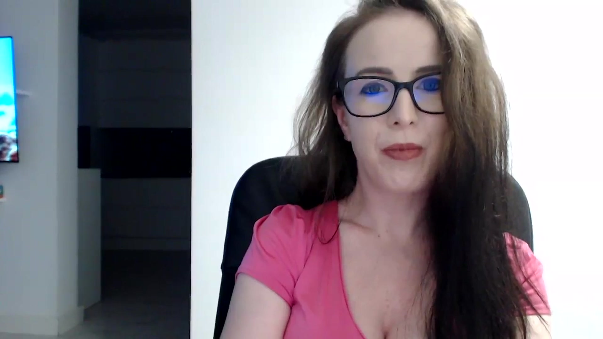 Gallery image thumbnail from Alexys23's myfreecams stream on, 07/28/2024, 24:51 image 7 of 20
