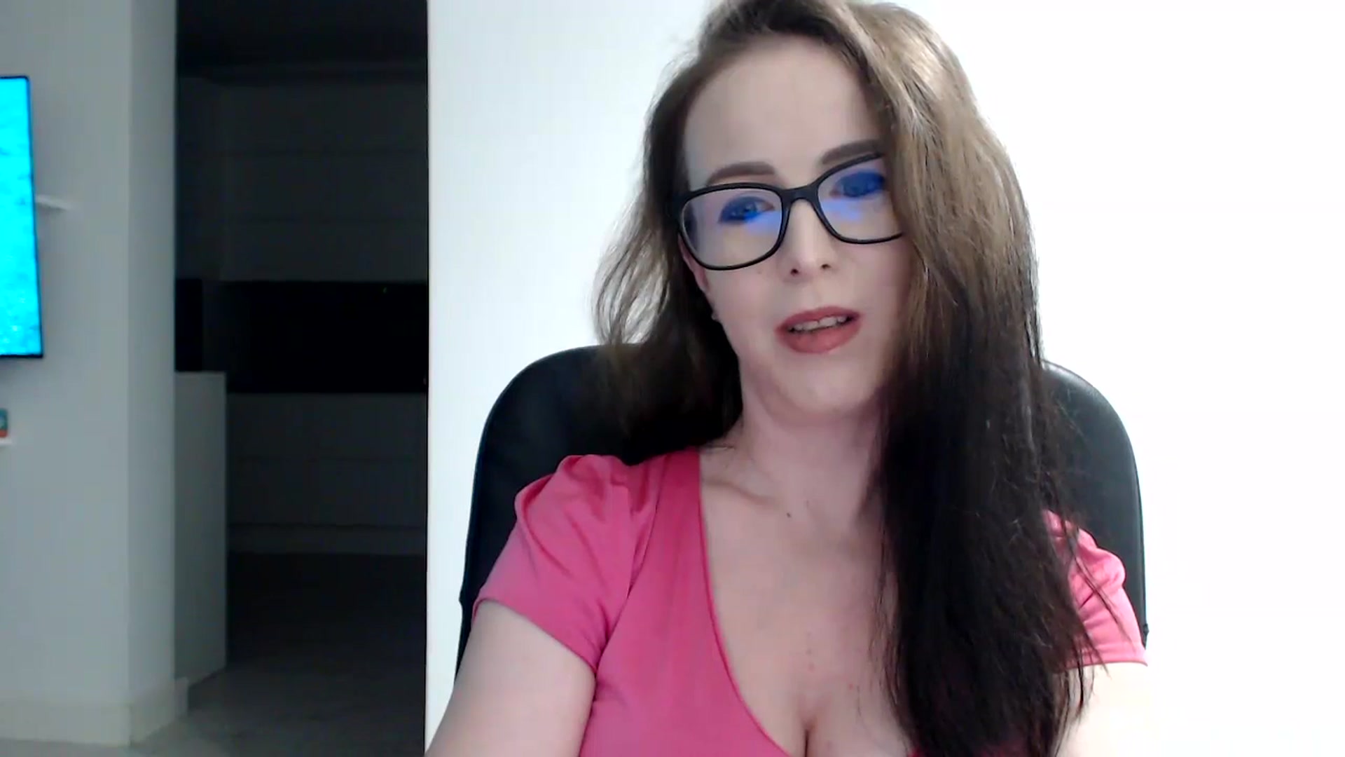 Gallery image thumbnail from Alexys23's myfreecams stream on, 07/28/2024, 24:51 image 20 of 20