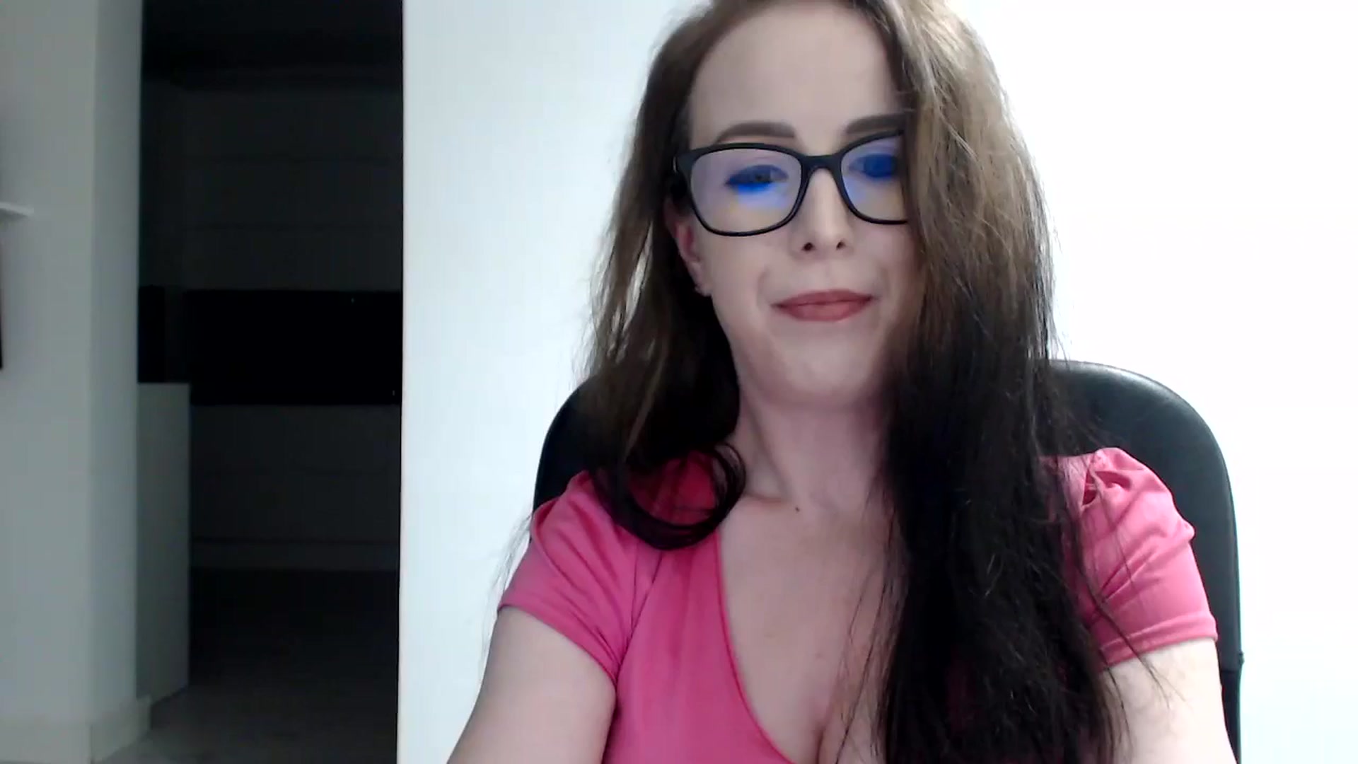 Gallery image thumbnail from Alexys23's myfreecams stream on, 07/28/2024, 02:00 image 15 of 20