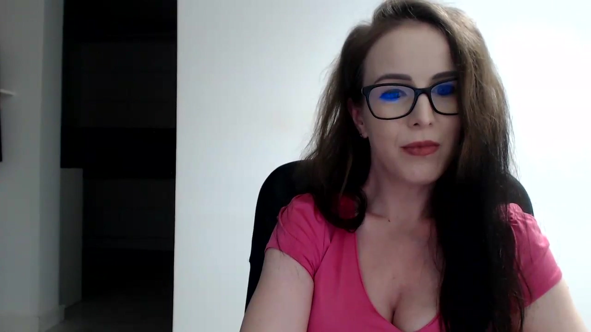 Gallery image thumbnail from Alexys23's myfreecams stream on, 07/28/2024, 02:00 image 13 of 20