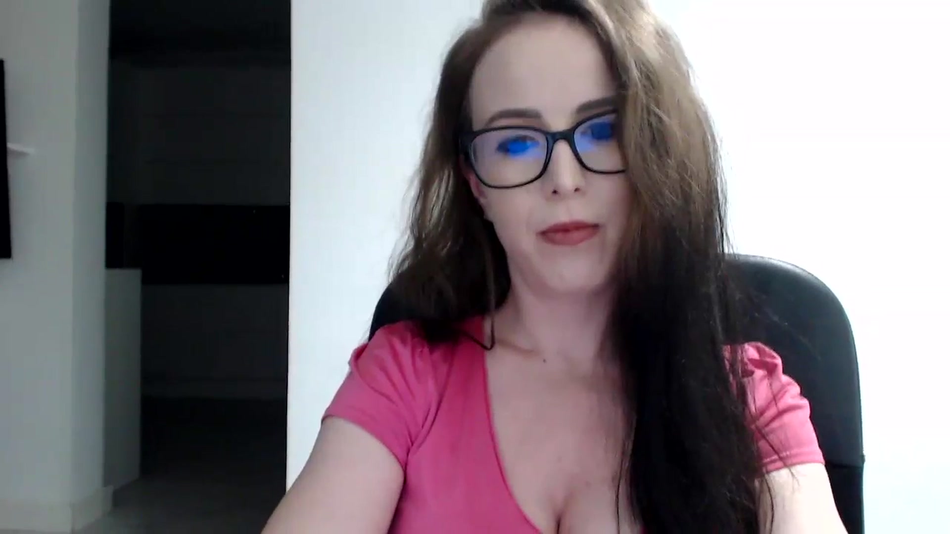 Gallery image thumbnail from Alexys23's myfreecams stream on, 07/28/2024, 02:00 image 2 of 20