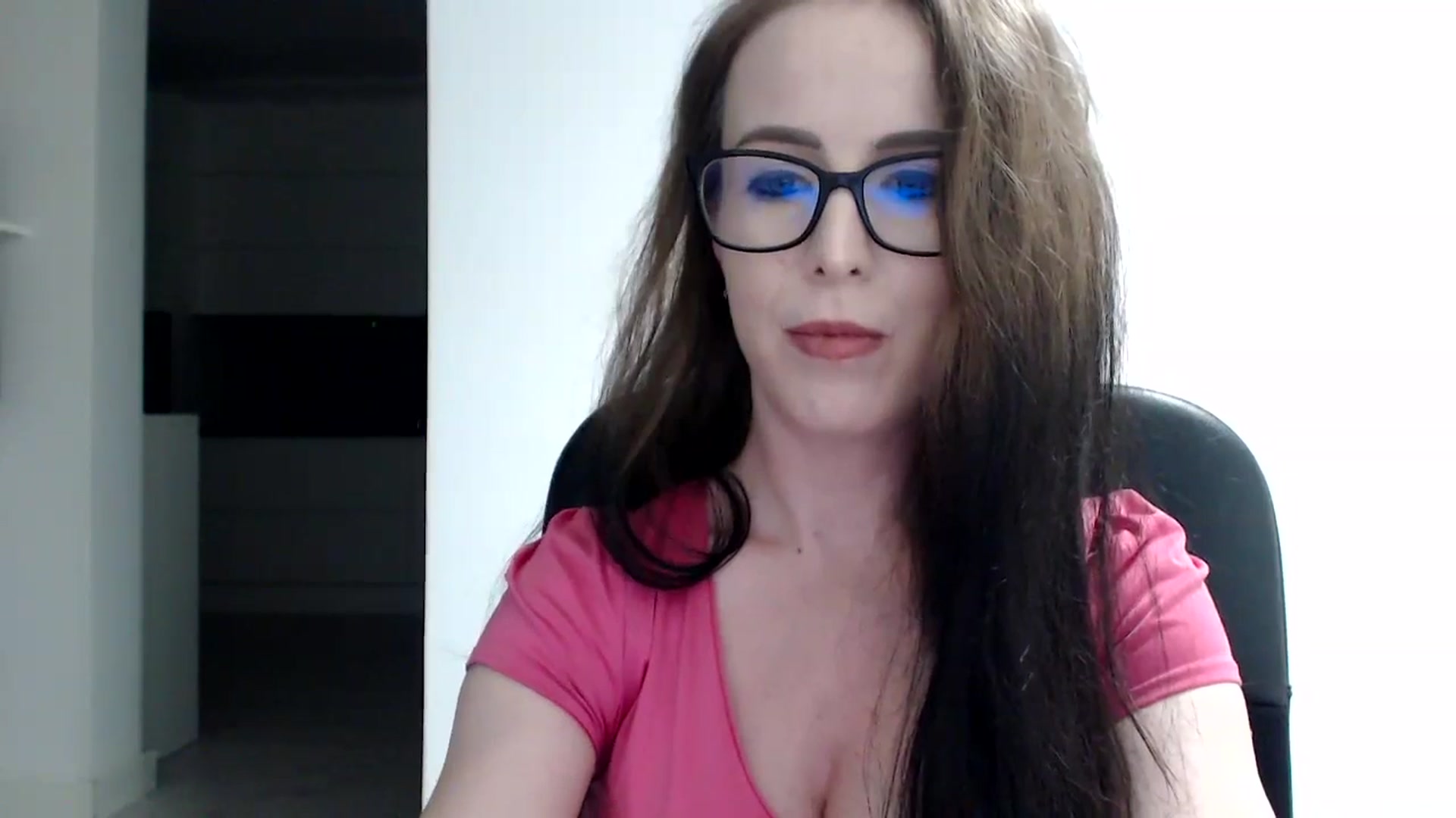 Gallery image thumbnail from Alexys23's myfreecams stream on, 07/28/2024, 02:00 image 16 of 20