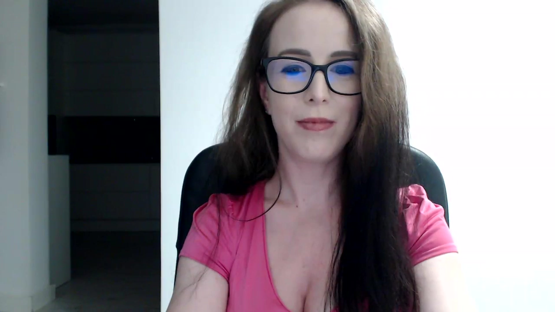 Gallery image thumbnail from Alexys23's myfreecams stream on, 07/28/2024, 02:40 image 9 of 20