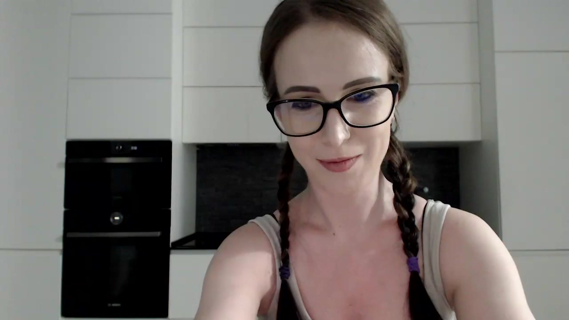 Gallery image thumbnail from Alexys23's myfreecams stream on, 08/26/2024, 03:28 image 5 of 20