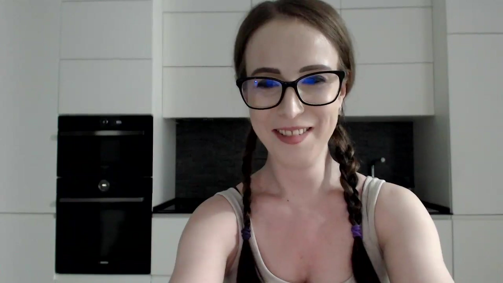 Gallery image thumbnail from Alexys23's myfreecams stream on, 08/26/2024, 03:28 image 19 of 20