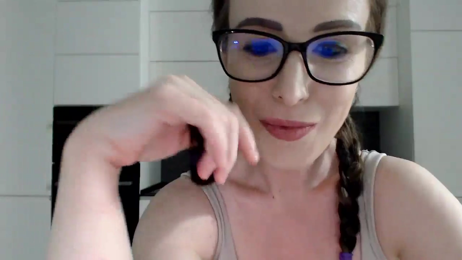 Gallery image thumbnail from Alexys23's myfreecams stream on, 08/26/2024, 03:28 image 9 of 20