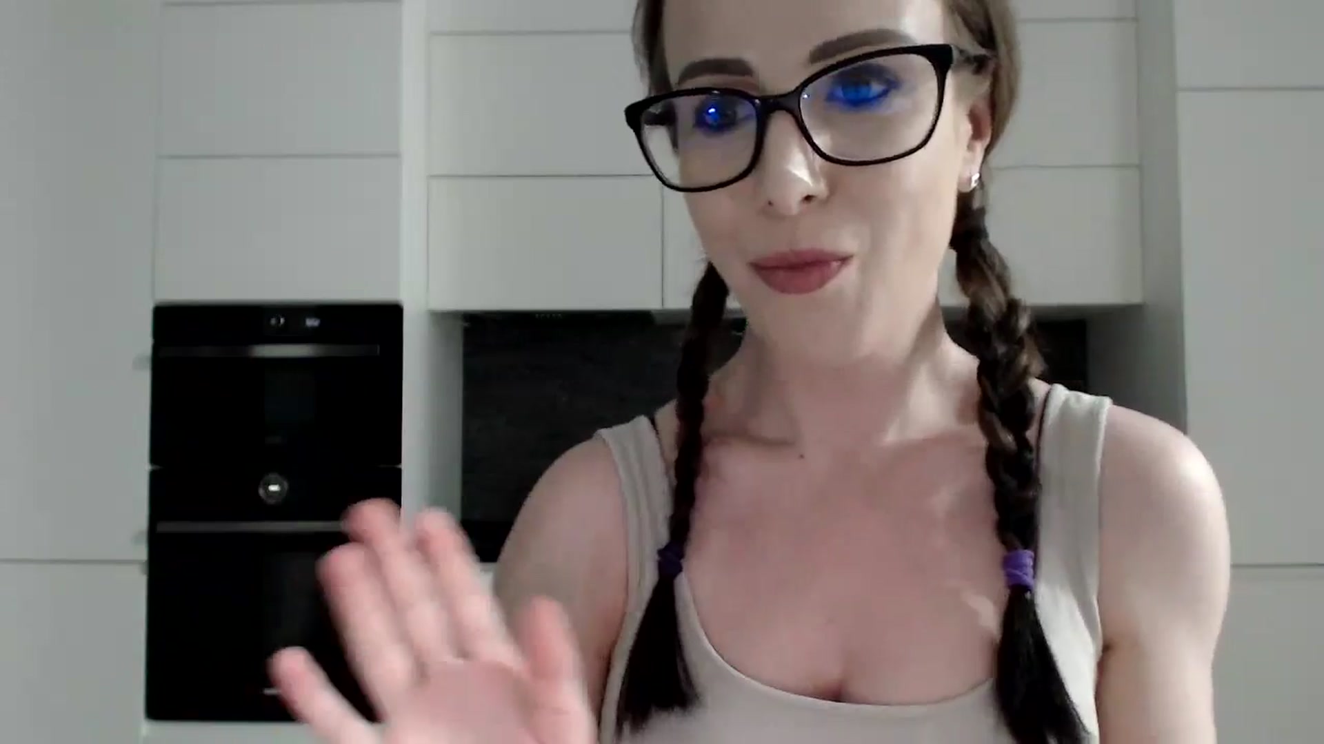 Gallery image thumbnail from Alexys23's myfreecams stream on, 08/26/2024, 03:28 image 10 of 20