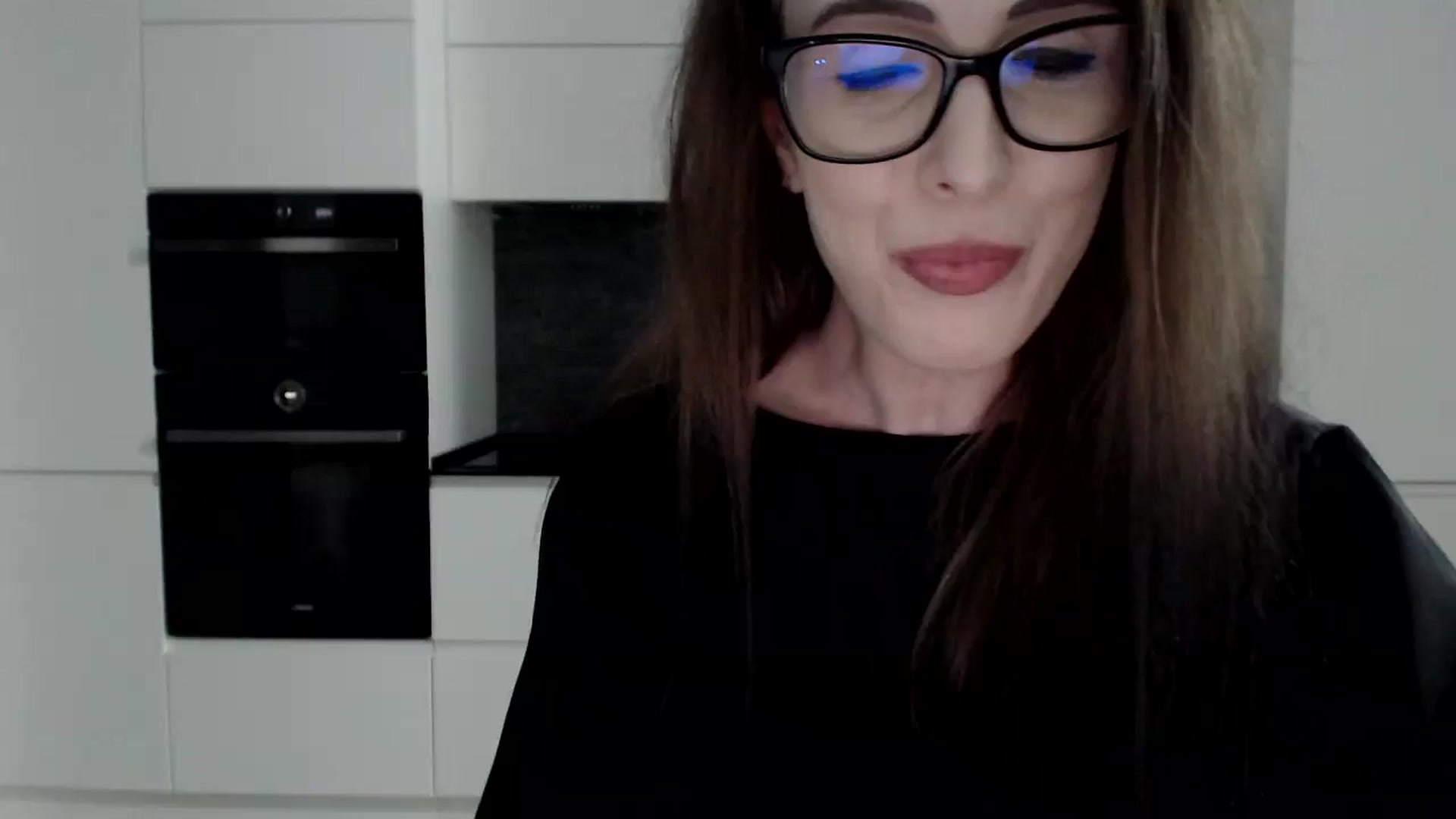 Gallery image thumbnail from Alexys23's myfreecams stream on, 10/20/2024, 03:11 image 19 of 20