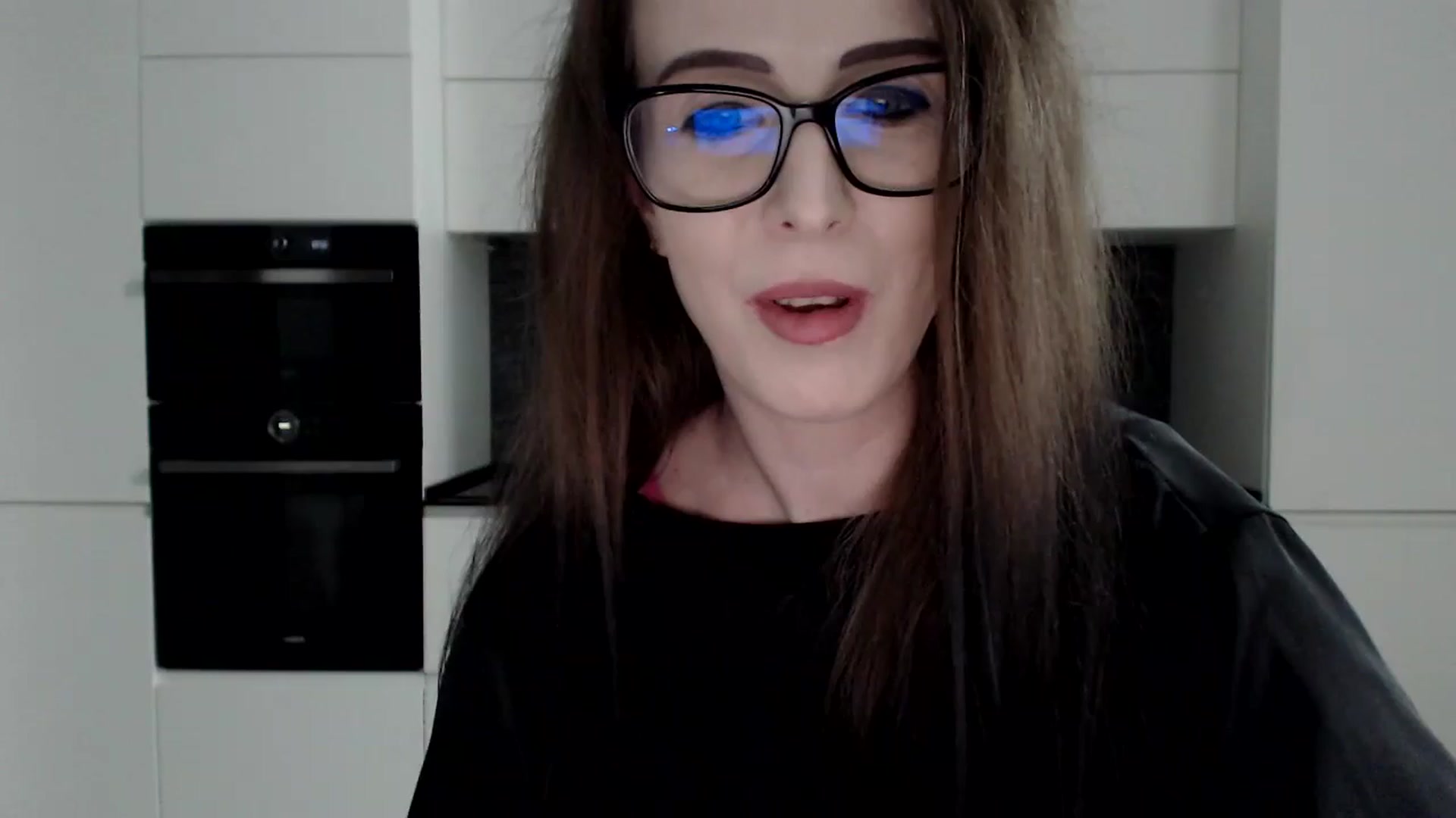 Gallery image thumbnail from Alexys23's myfreecams stream on, 10/20/2024, 03:11 image 20 of 20