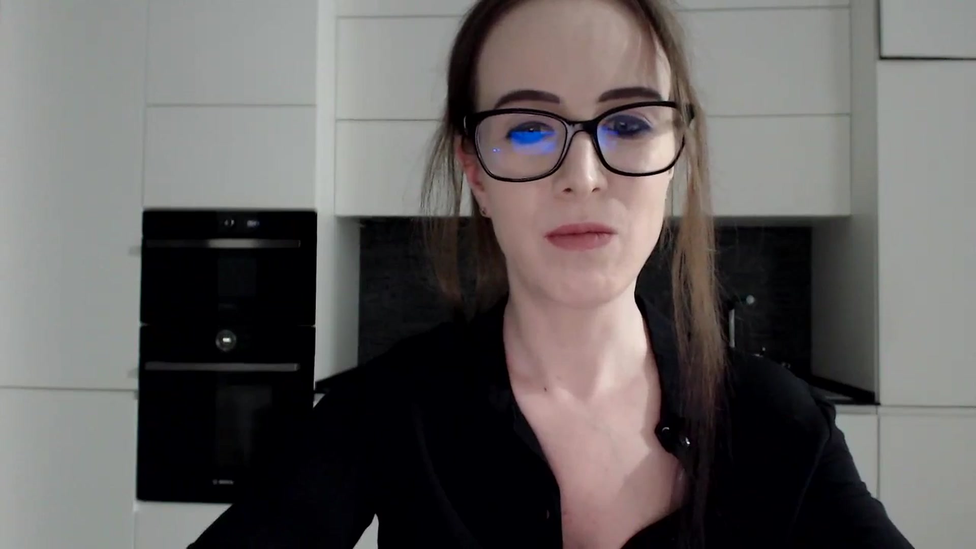 Gallery image thumbnail from Alexys23's myfreecams stream on, 11/25/2024, 02:03 image 10 of 20