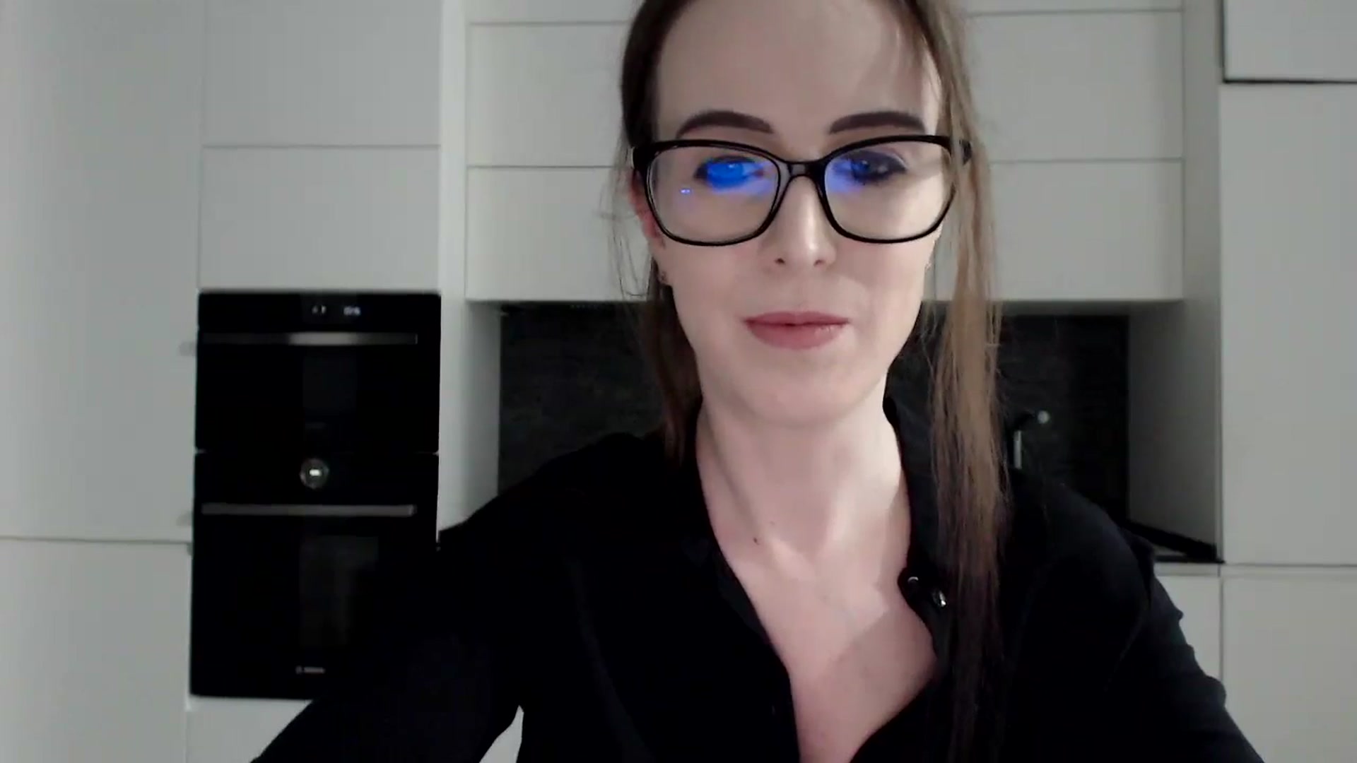 Gallery image thumbnail from Alexys23's myfreecams stream on, 11/25/2024, 02:03 image 16 of 20