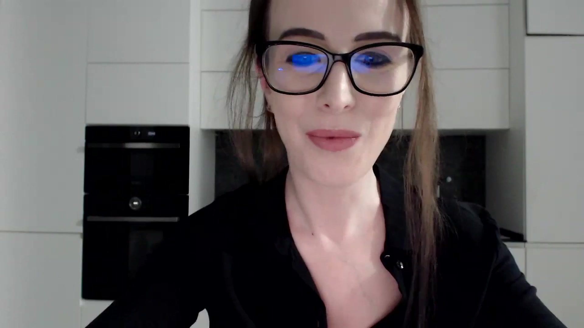 Gallery image thumbnail from Alexys23's myfreecams stream on, 11/25/2024, 02:03 image 13 of 20