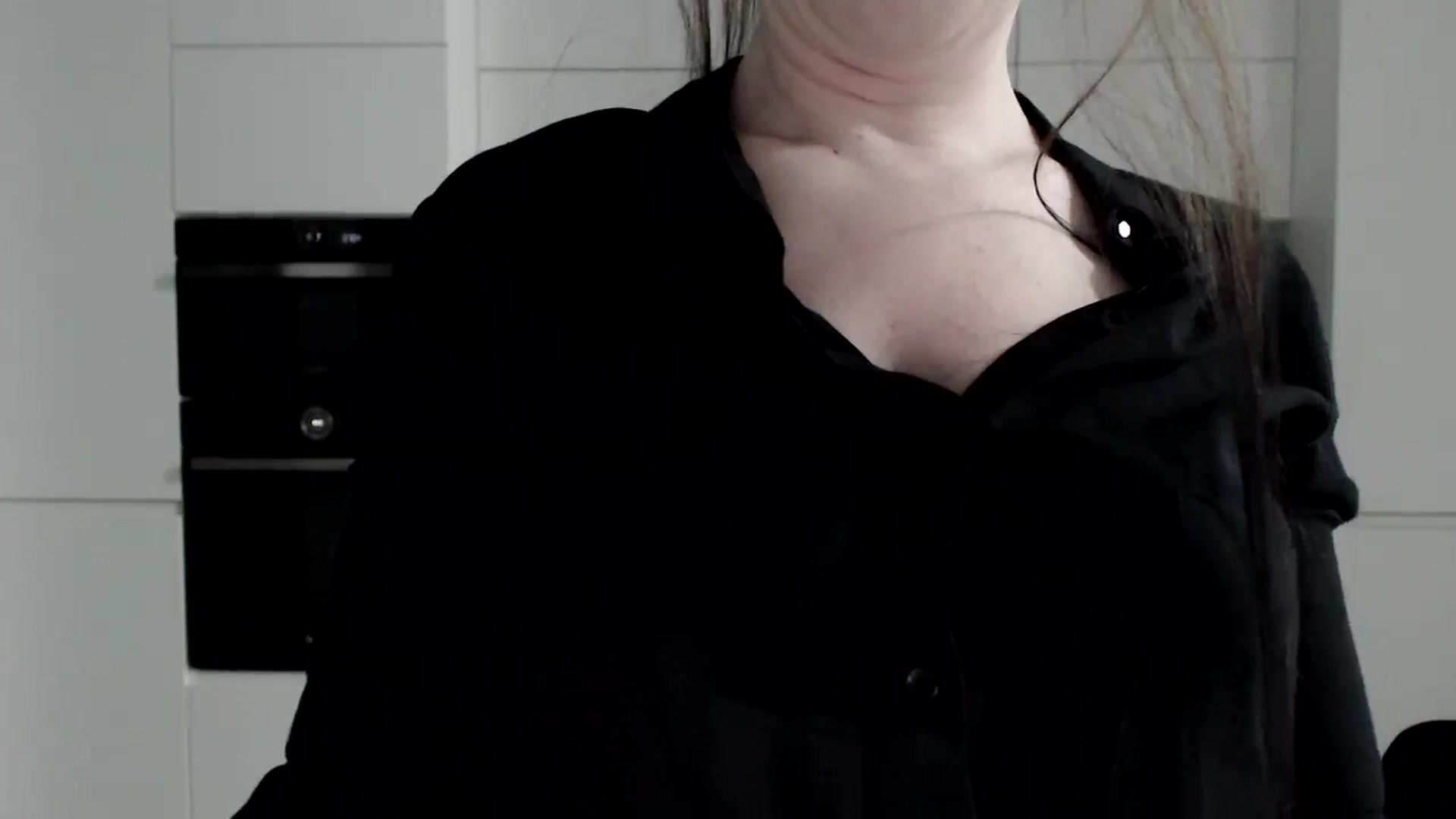 Gallery image thumbnail from Alexys23's myfreecams stream on, 11/25/2024, 04:08 image 2 of 20