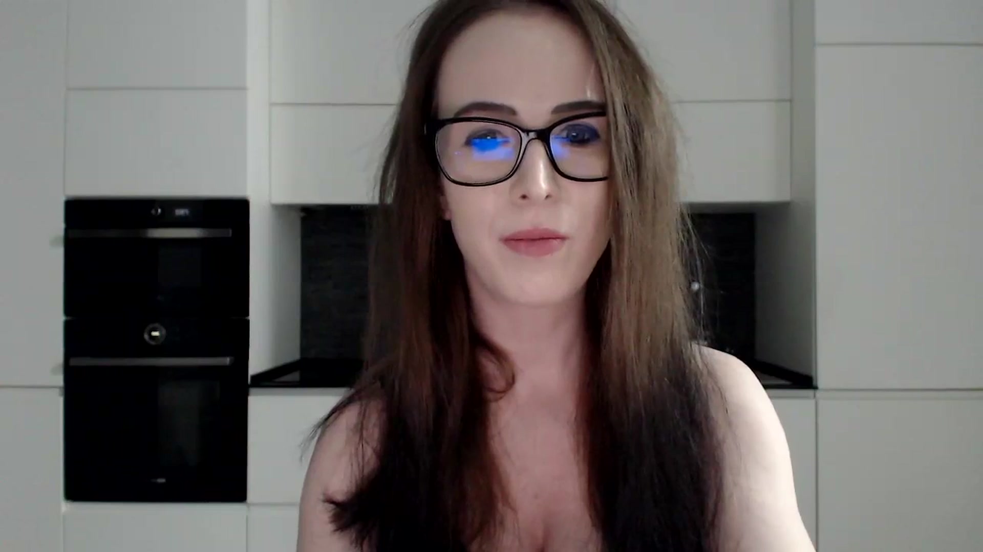 Gallery image thumbnail from Alexys23's myfreecams stream on, 01/06/2025, 02:20 image 15 of 20