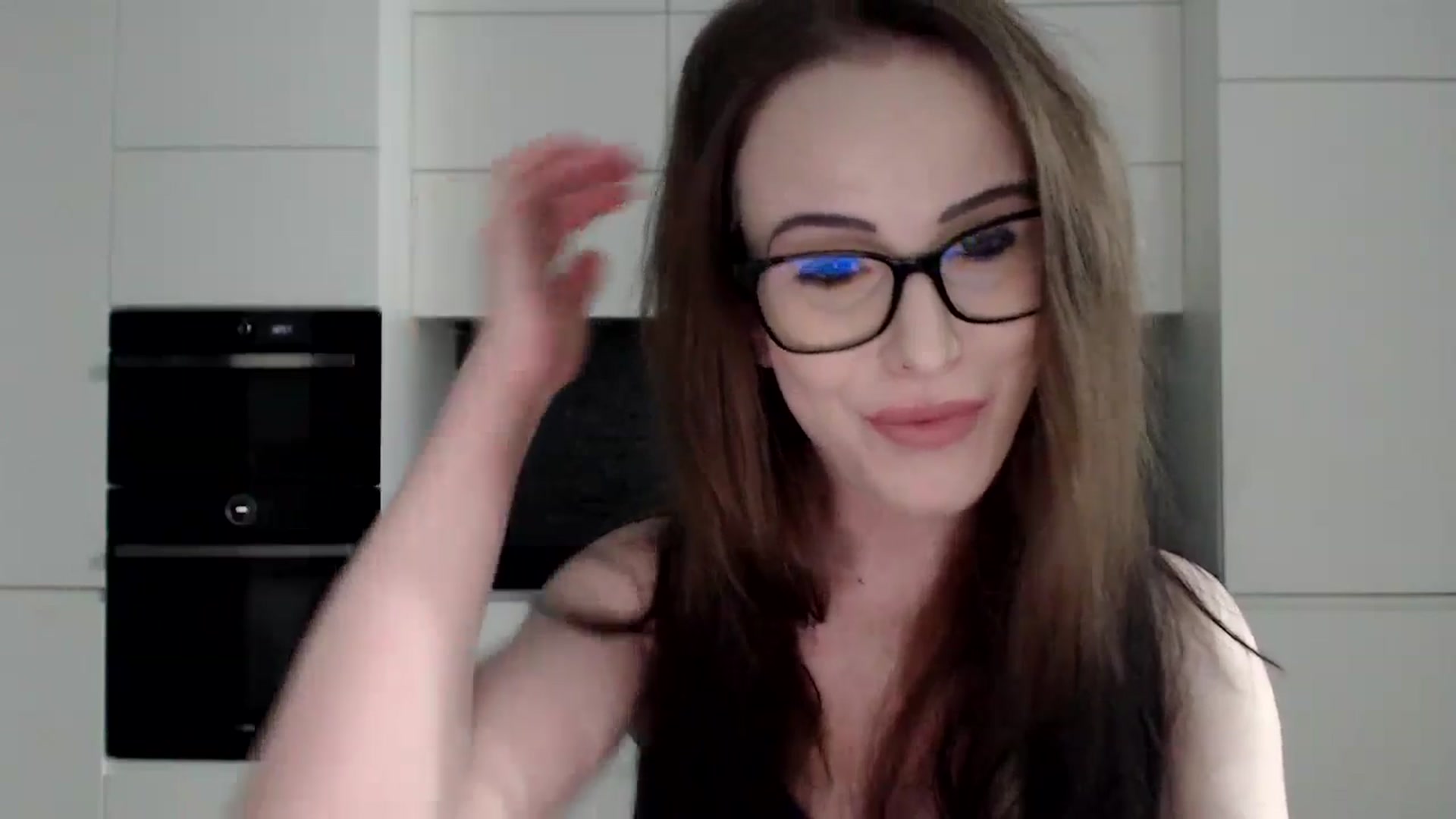 Gallery image thumbnail from Alexys23's myfreecams stream on, 01/06/2025, 02:20 image 5 of 20