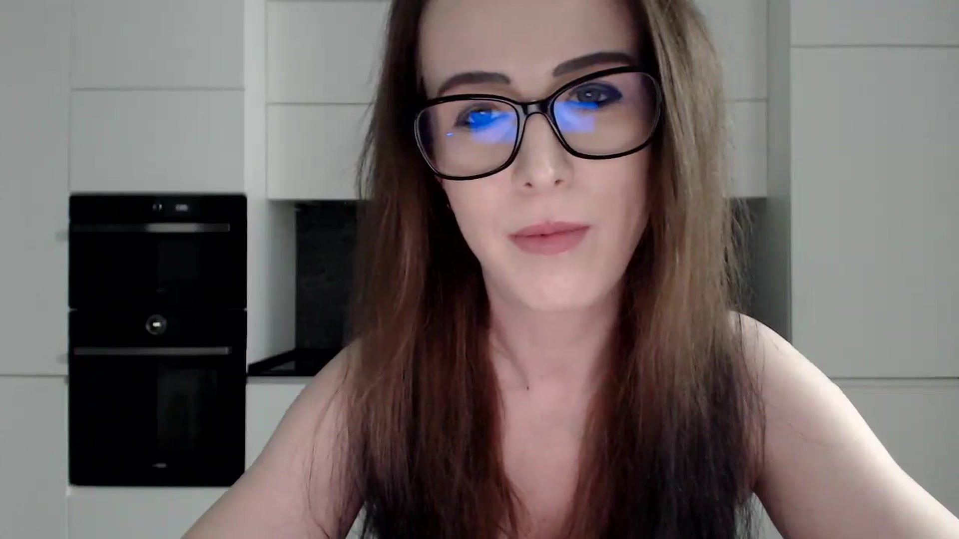 Gallery image thumbnail from Alexys23's myfreecams stream on, 01/06/2025, 02:20 image 7 of 20