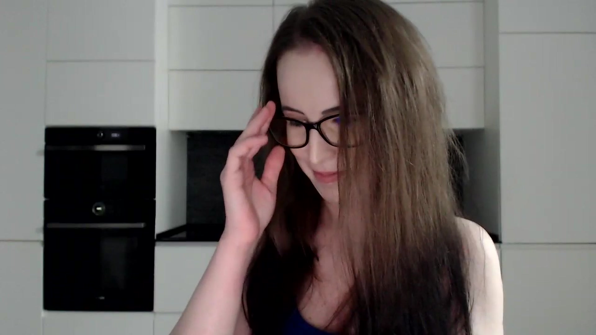 Gallery image thumbnail from Alexys23's myfreecams stream on, 01/06/2025, 02:20 image 6 of 20