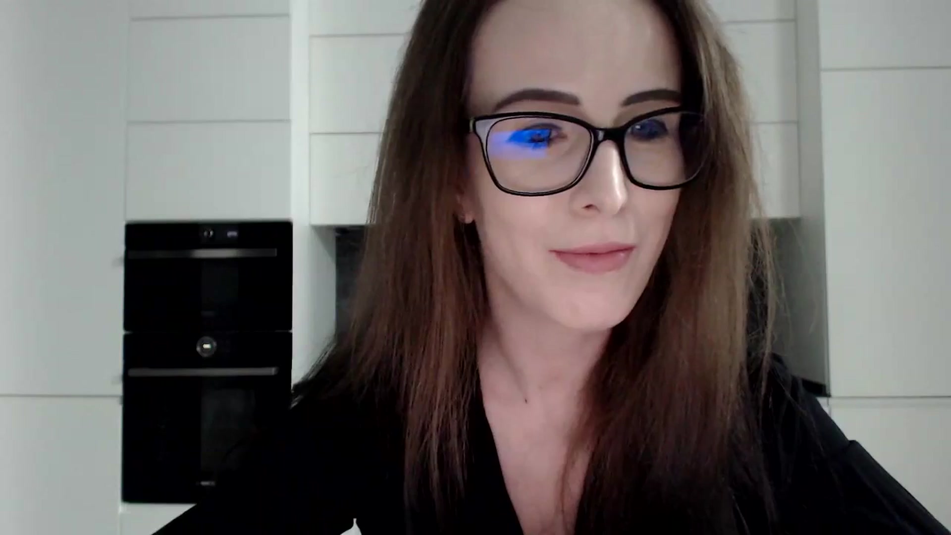 Gallery image thumbnail from Alexys23's myfreecams stream on, 01/12/2025, 04:29 image 4 of 20