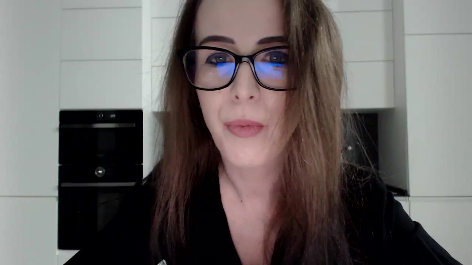 Gallery image thumbnail from Alexys23's myfreecams stream on, 01/12/2025, 04:29 image 2 of 20