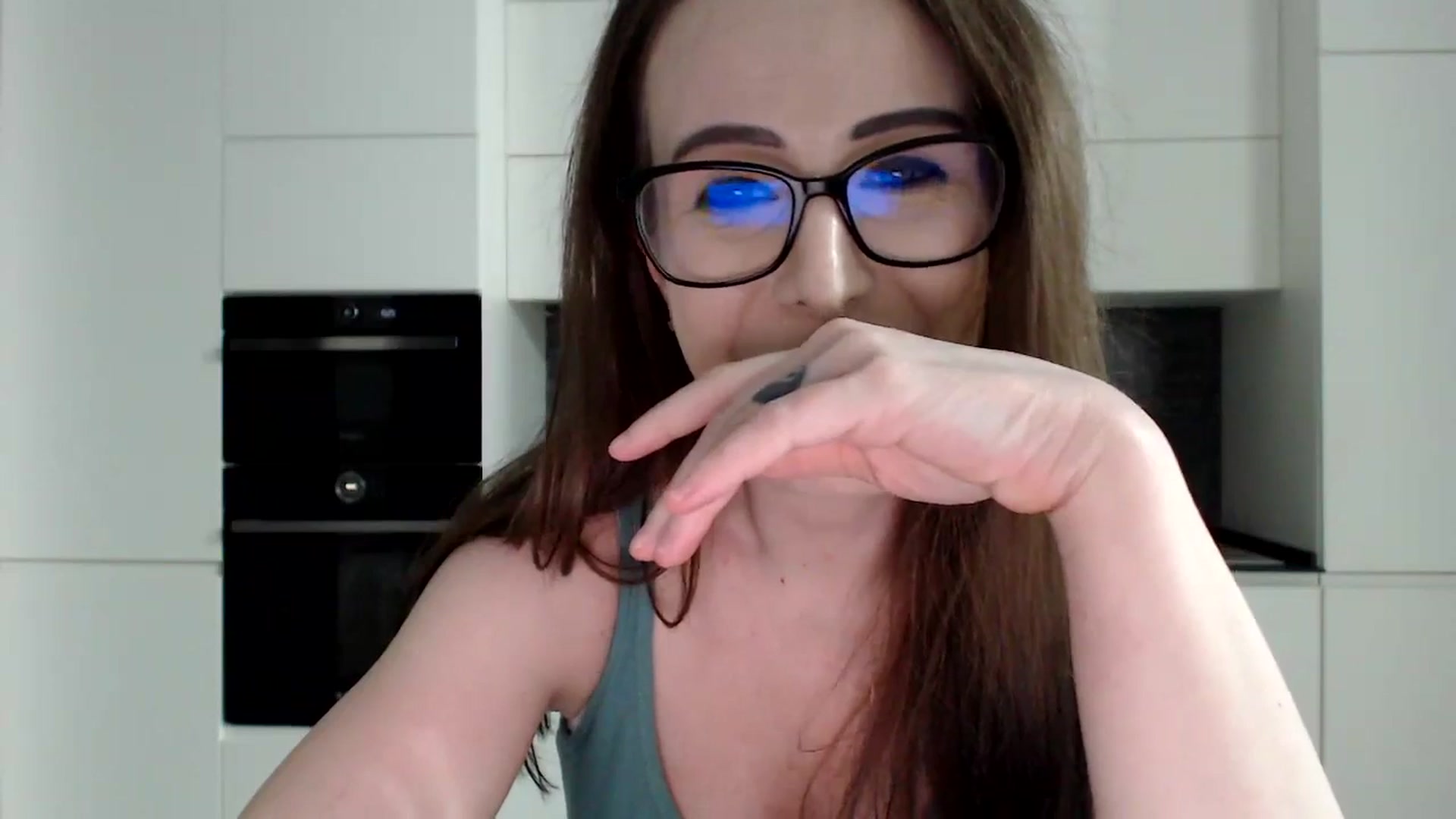 Gallery image thumbnail from Alexys23's myfreecams stream on, 01/13/2025, 05:00 image 15 of 20