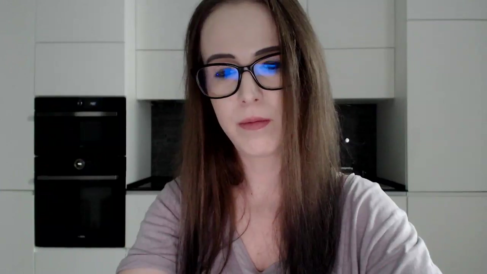 Gallery image thumbnail from Alexys23's myfreecams stream on, 02/10/2025, 03:38 image 17 of 20