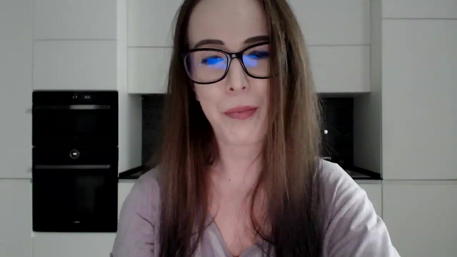 Gallery image thumbnail from Alexys23's myfreecams stream on, 02/10/2025, 03:38 image 9 of 20