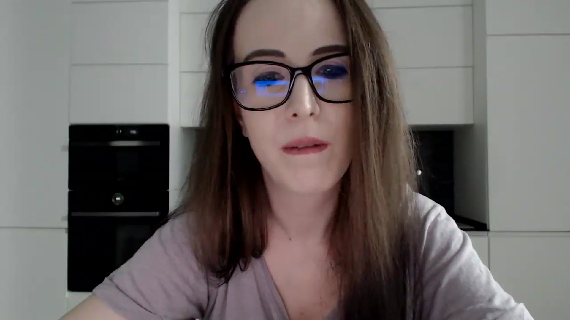 Gallery image thumbnail from Alexys23's myfreecams stream on, 02/10/2025, 03:38 image 2 of 20