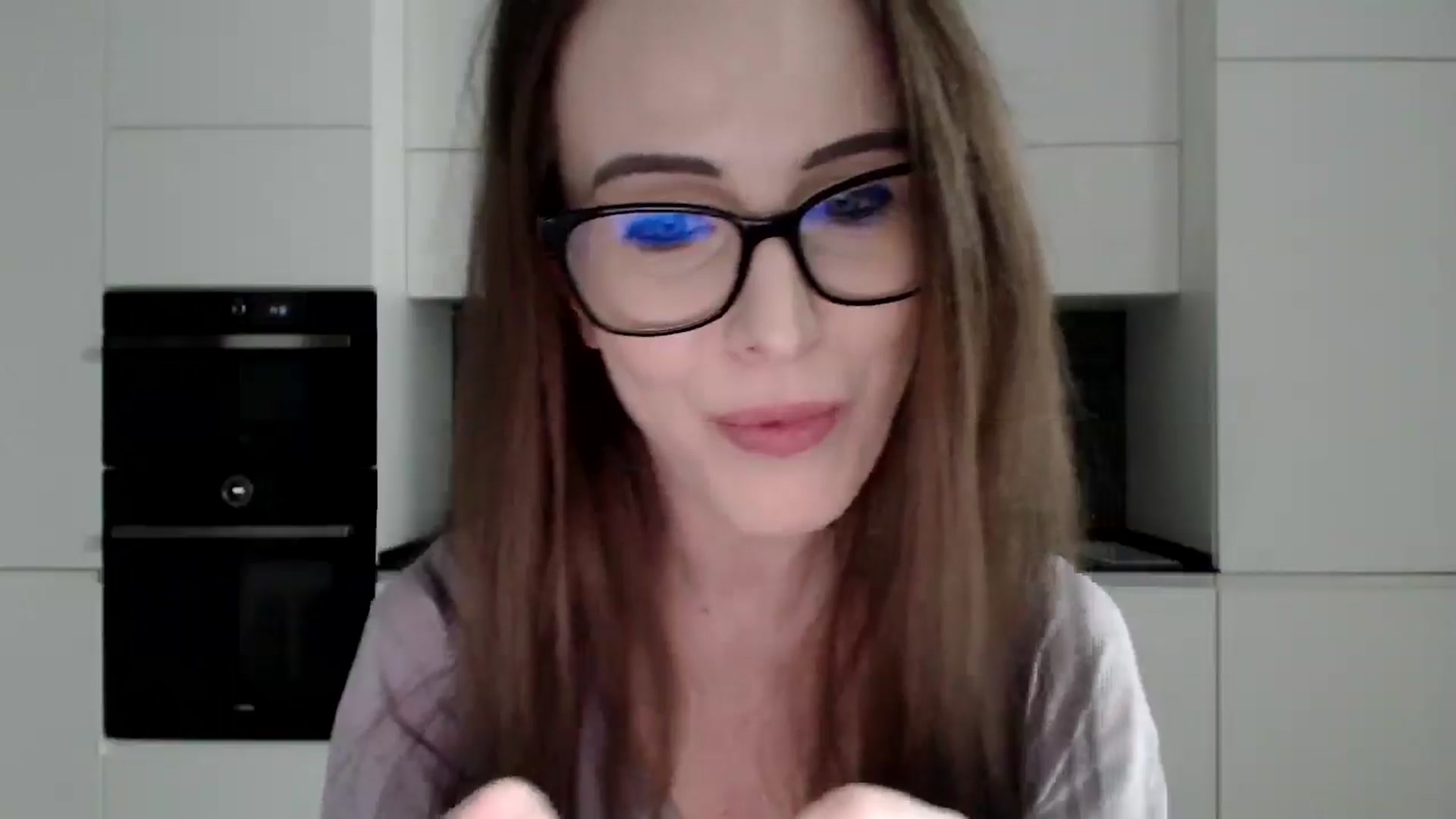 Gallery image thumbnail from Alexys23's myfreecams stream on, 02/10/2025, 03:38 image 4 of 20